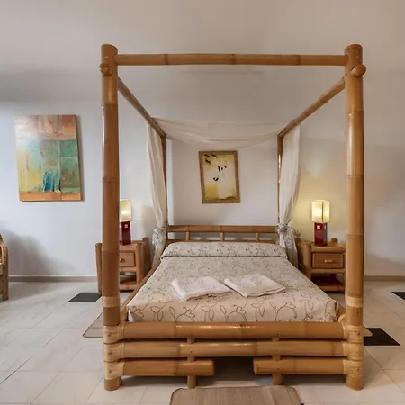 Playa Del Duque Costa Adeje (Tenerife)