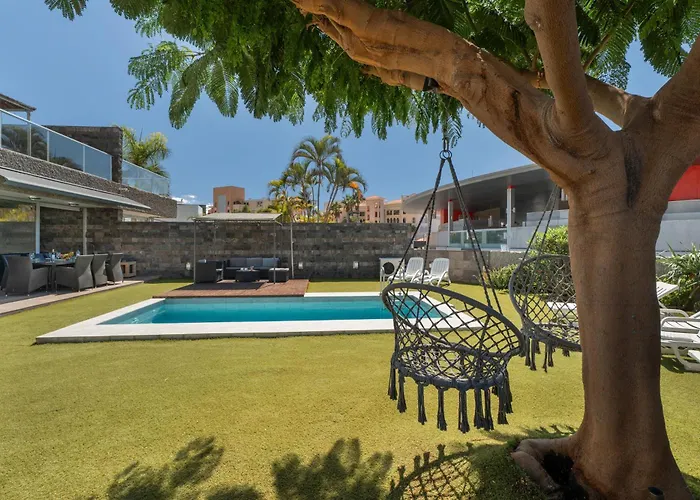 ヴィラ Playa Del Duque *