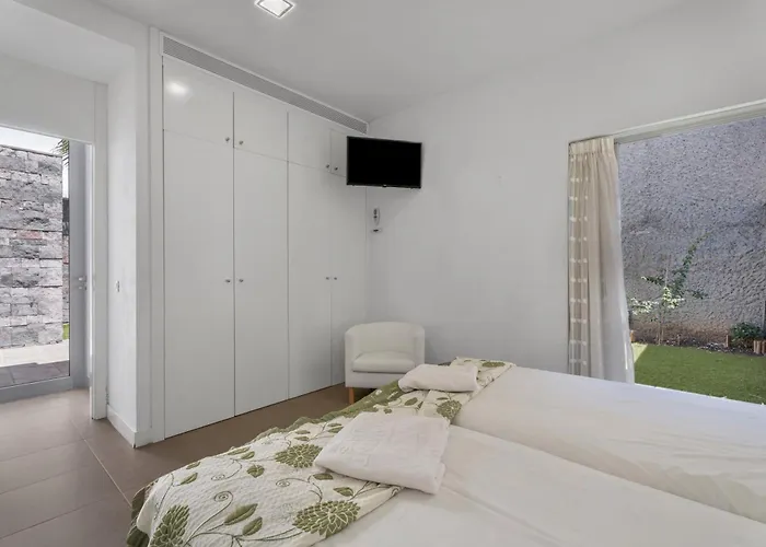 Playa Del Duque * アデヘ