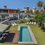 فيلة Playa Del Duque أذيخي